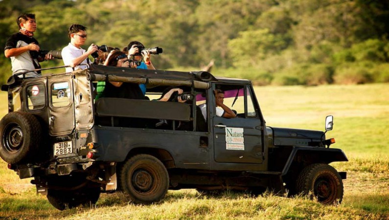 safari jeep sri lanka